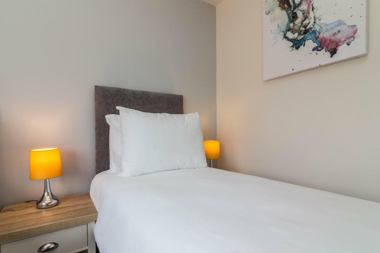 Blackstone Walk - Fabulous With Parking * Nottingham