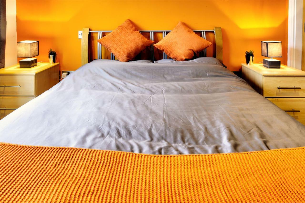 The Orange Haven With Pool, Sauna And Gym *