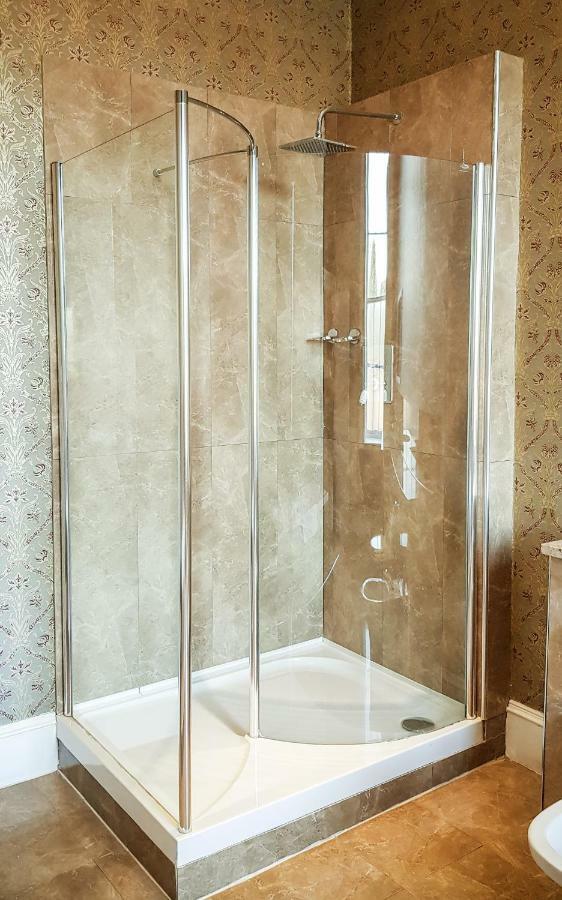 Colwick Hall Hotel 4*