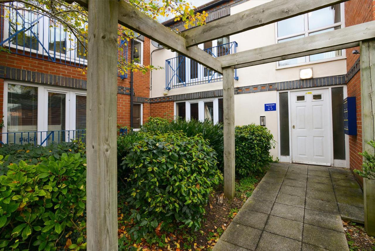 Edward's Court, Lovely And Cosy 2bed - West Bridgford Apartment