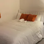 Relaxing Suite Nottingham Room