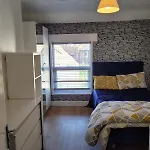Nice Single Bedroom Near Qmc