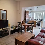 Nice Double Bedroom Near Qmc