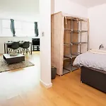 Nottingham Retreat - 1Bed Chic Apartment