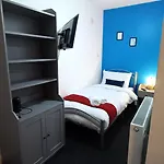 Comfortable Stay - Gregory Blvd