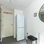 Modern 2 Bed Apt In Nottingham Location