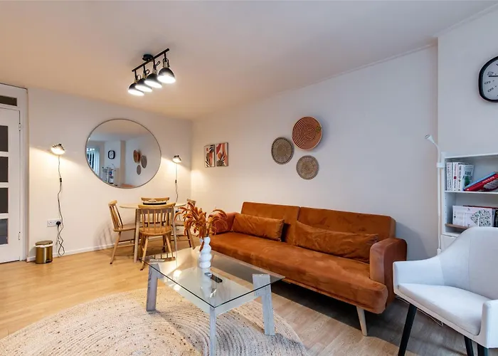 Modern 2 Bed Apt In Nottingham Location