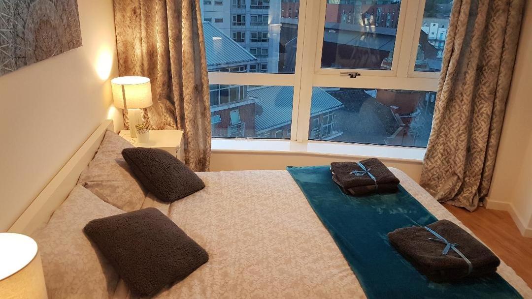 Marco Island -spacious Centre 2 Bedroom Apartment