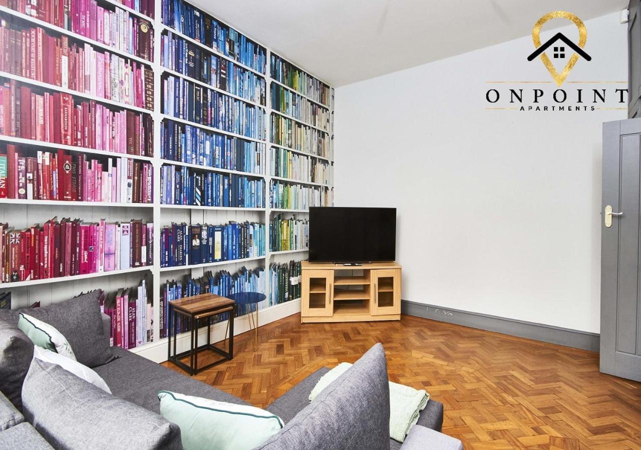 Onpoint Apartments-large House Near Centre With Bar!