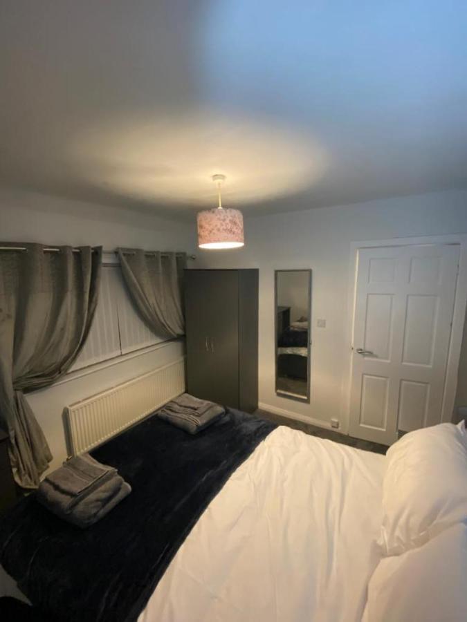 Apartment Cosy 3 Bedroom House, Free Parking & Wifi Nottingham