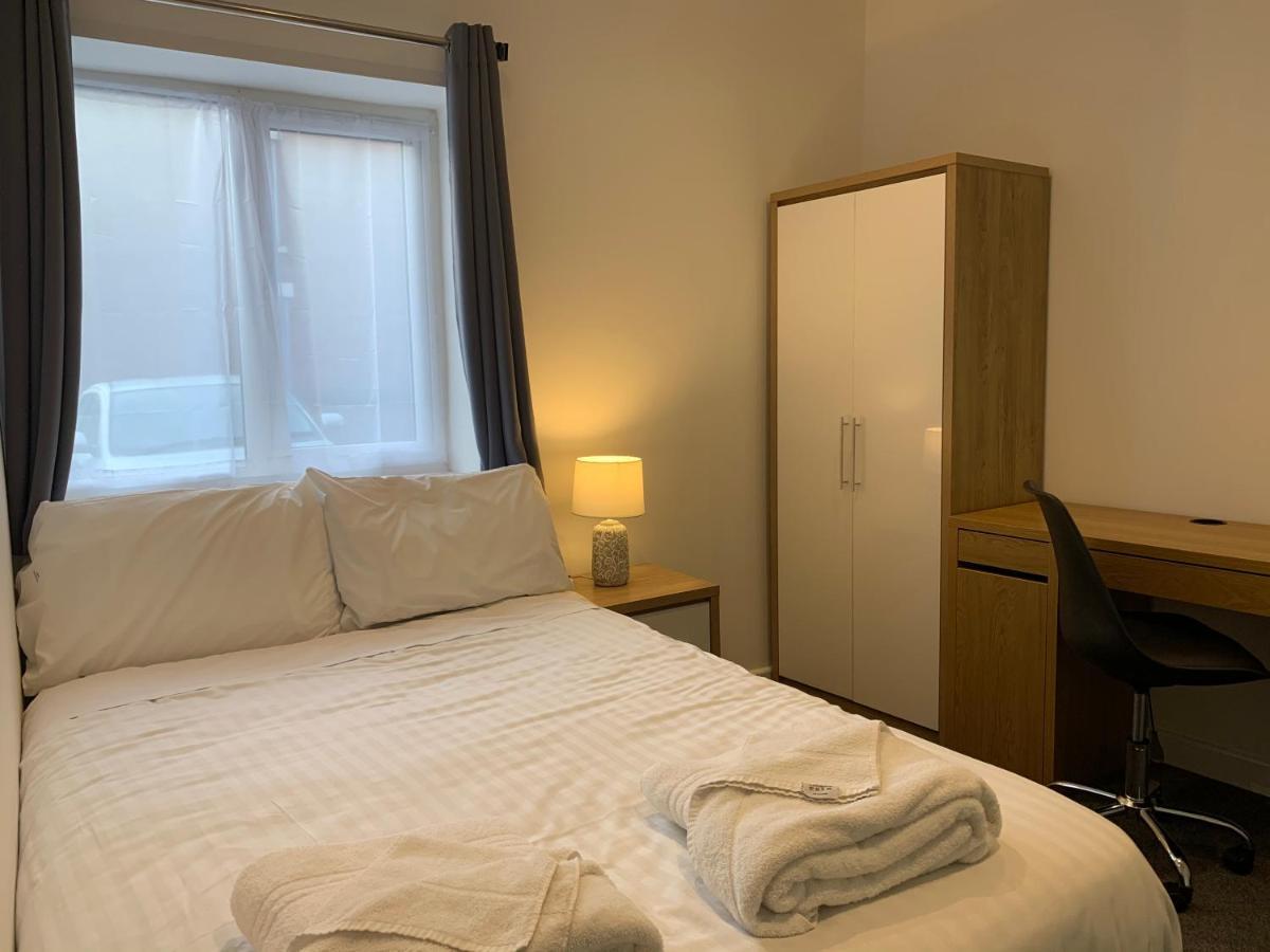 P&j Hotel