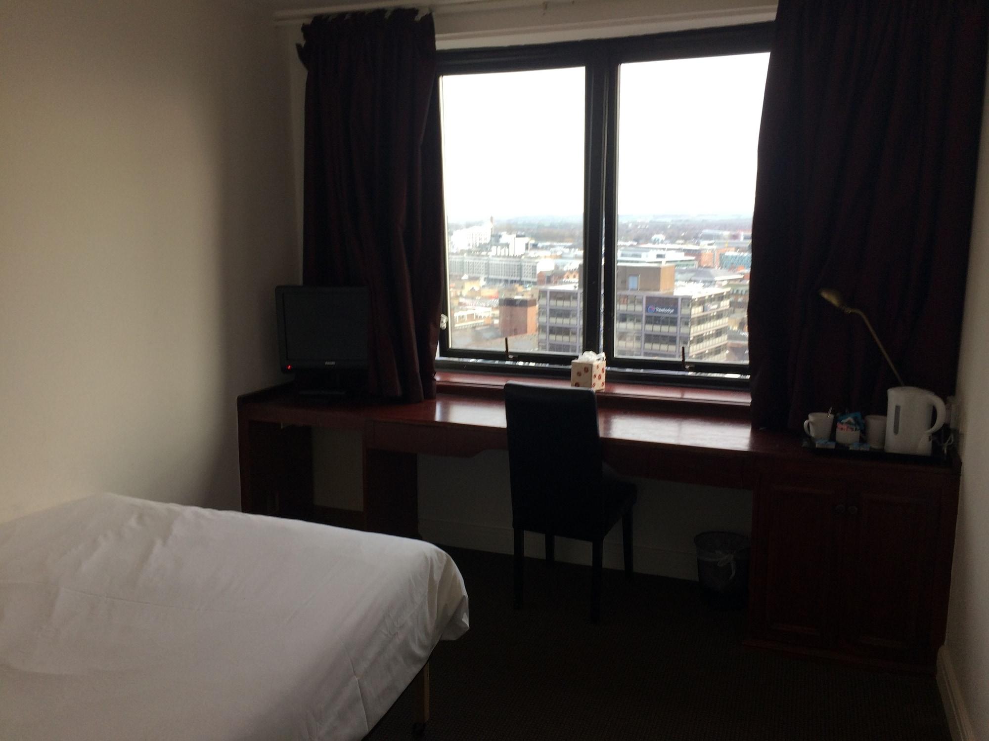 The Britannia Hotel 3*