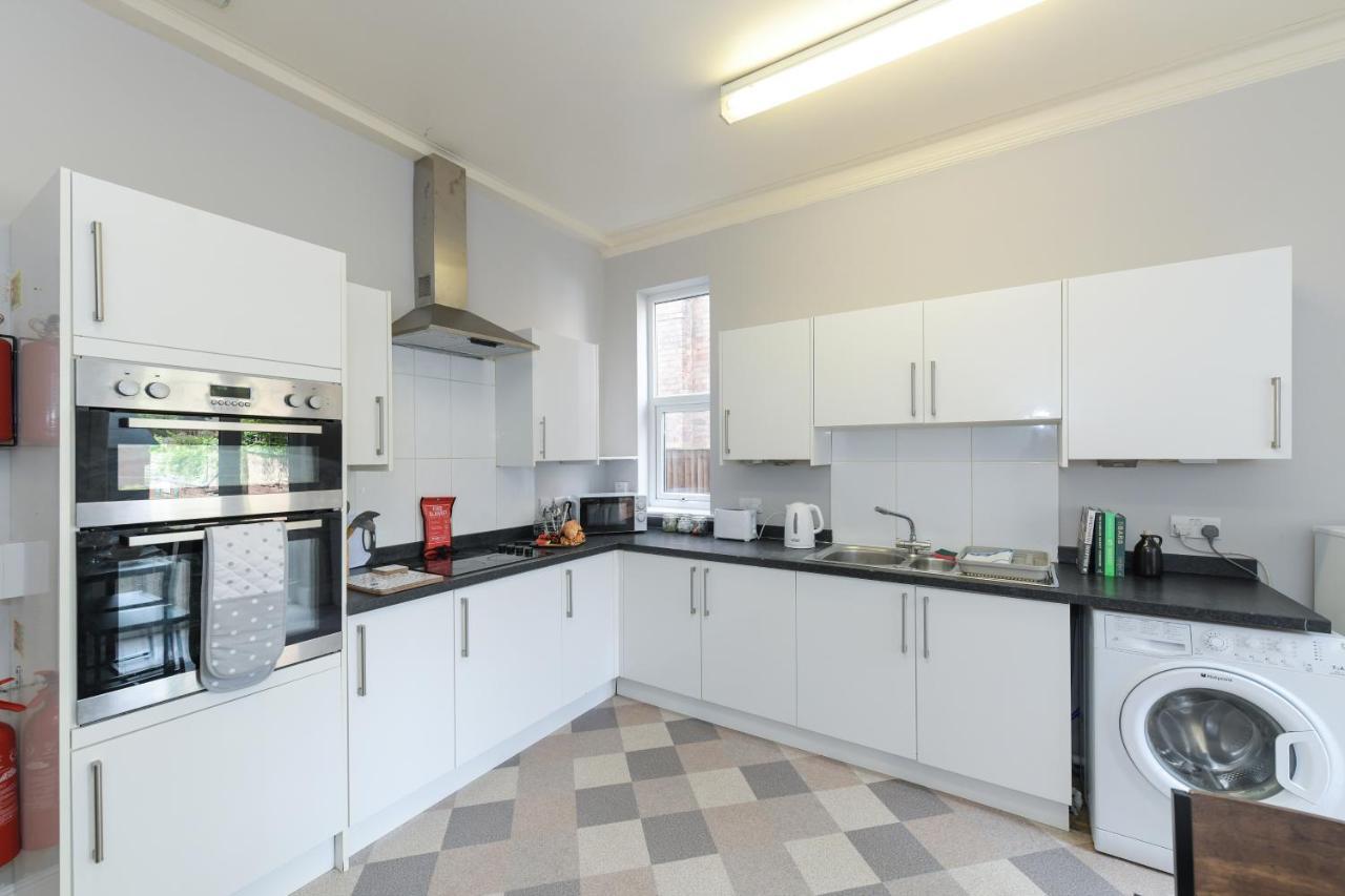The Linden Grove Apartment
