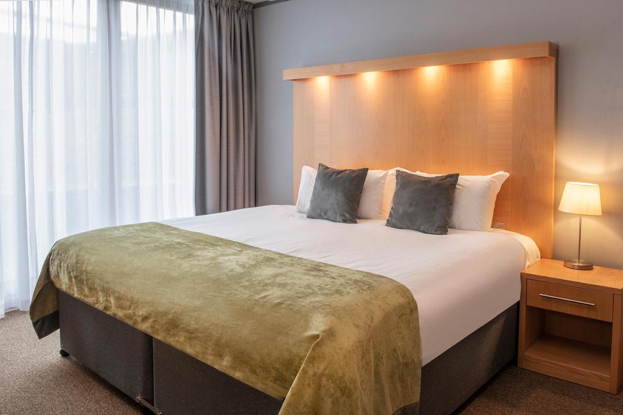 The Jubilee 3*