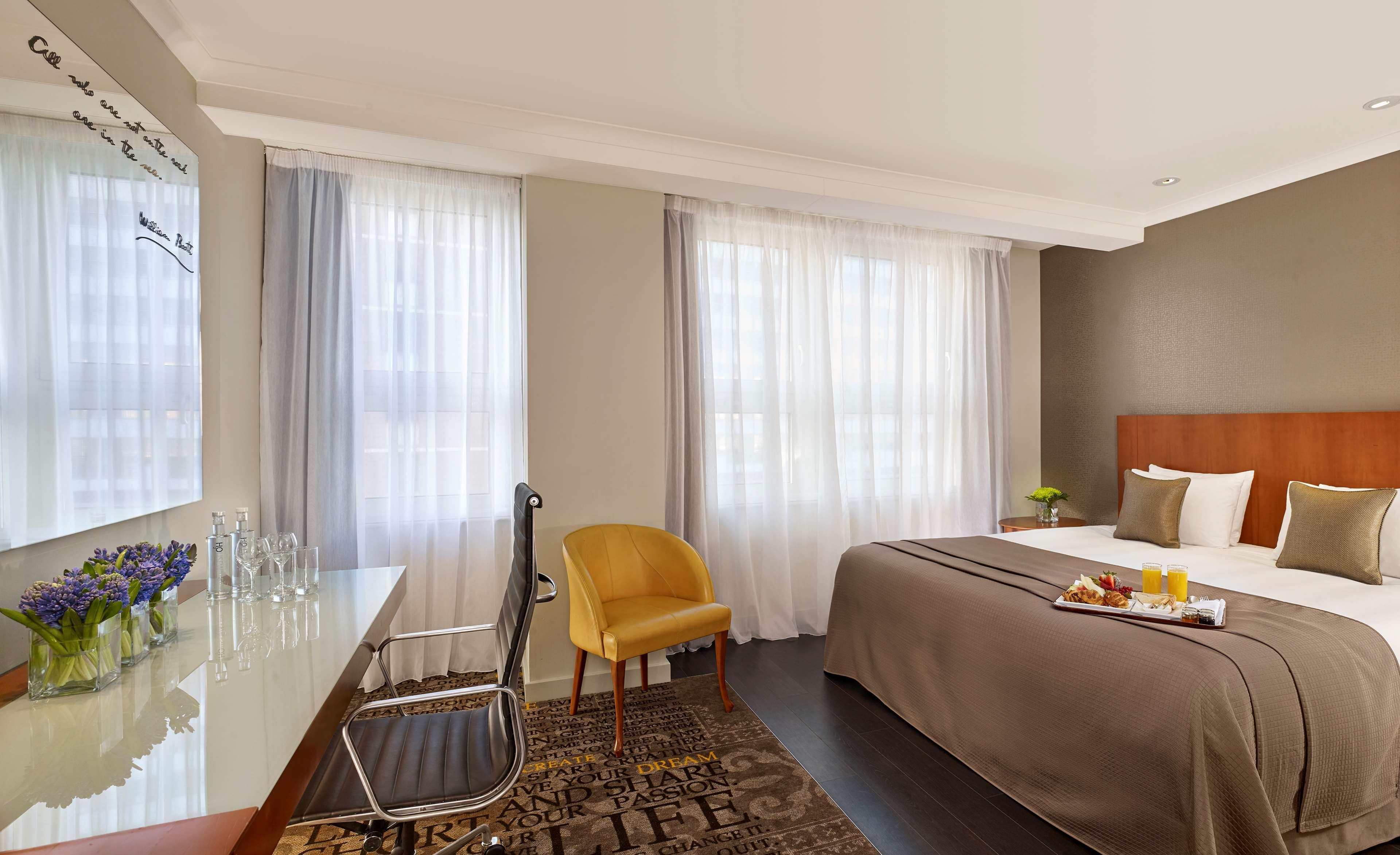 Hotel Park Plaza 4*