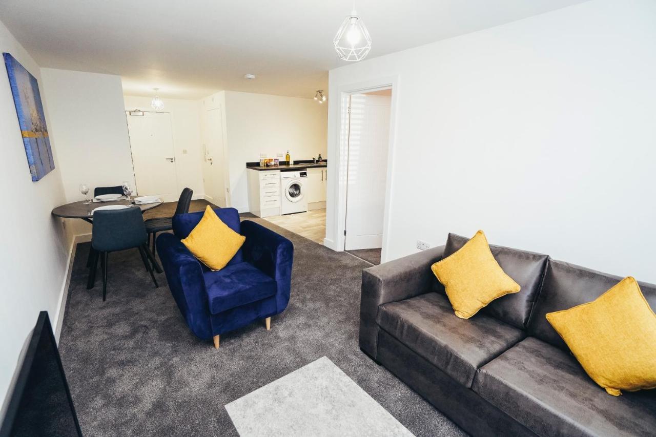 The Company, Phoenix Court Apartamento *