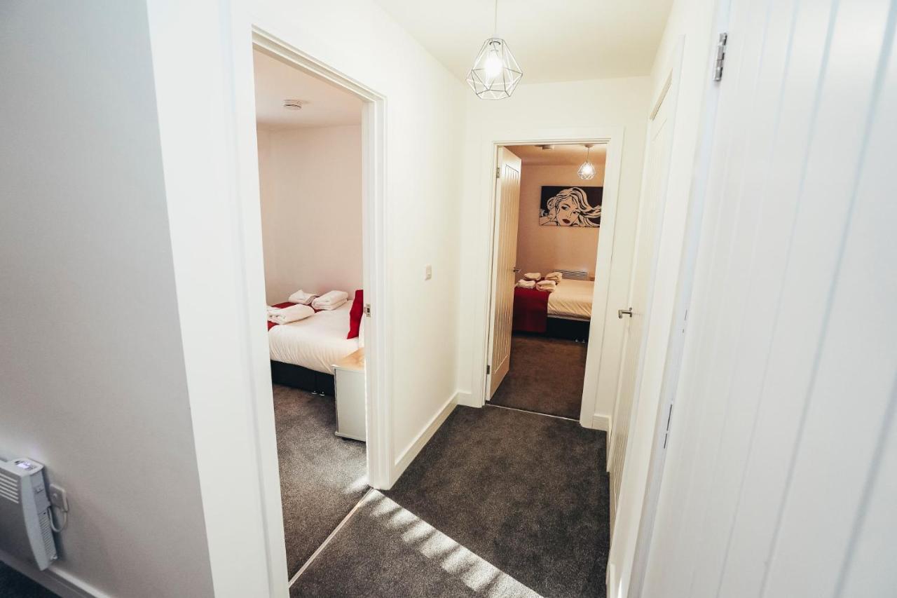 The Company, Phoenix Court Apartamento *