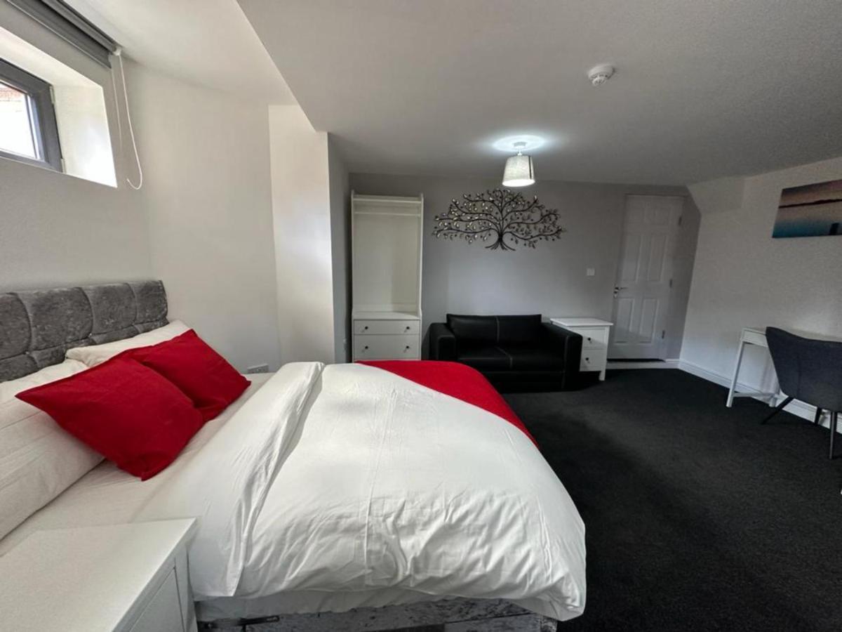 Aparthotel The Fishpond - Premier Nottingham