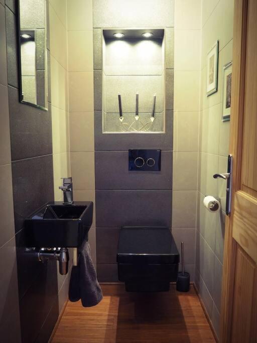 3 Bed Luxury Victorian With Hot Tub Nottingham