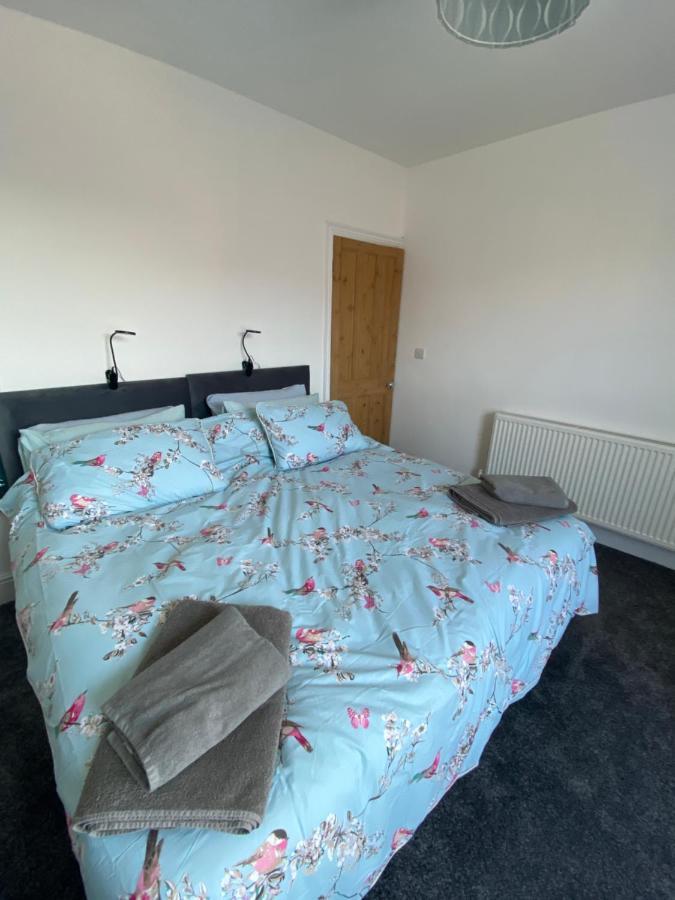 Comfortable 2 Bedroom From With Parking Holiday home