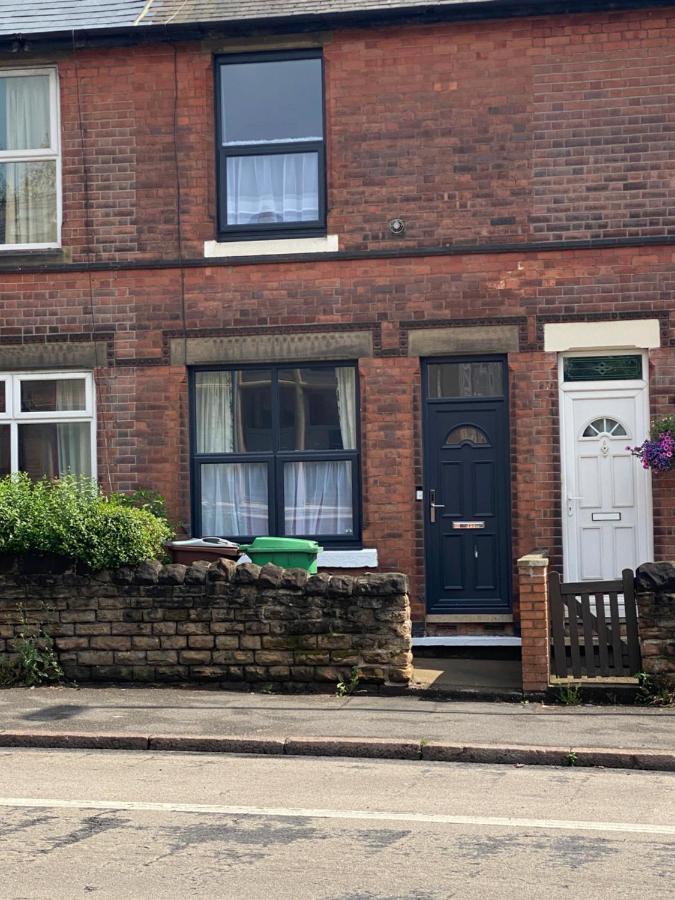 Holiday home Comfortable 2 Bedroom From With Parking *