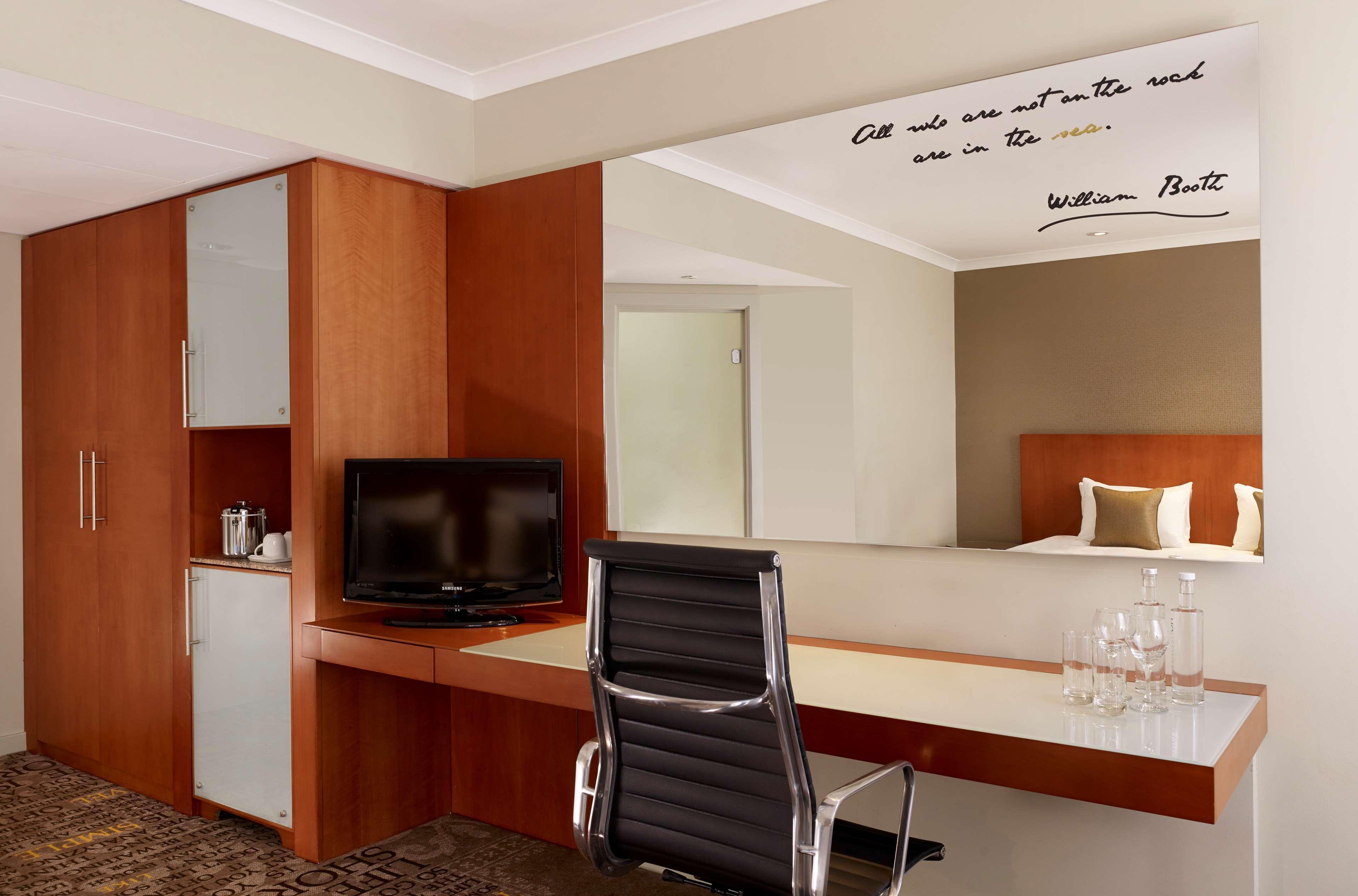 Hotel Park Plaza 4*