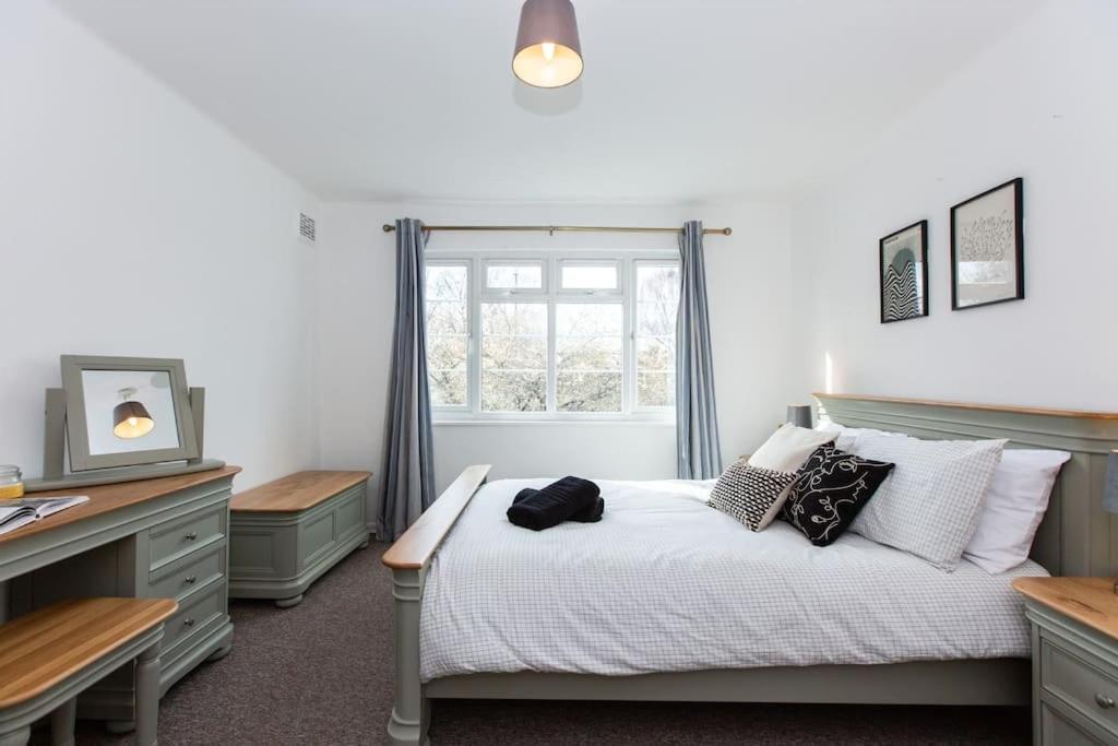 Charming 3-bed Retreat, Excellent Locaton * Nottingham