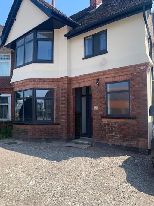 Aparthotel Newly Refurbished Studio, Great Location 8 Nottingham
