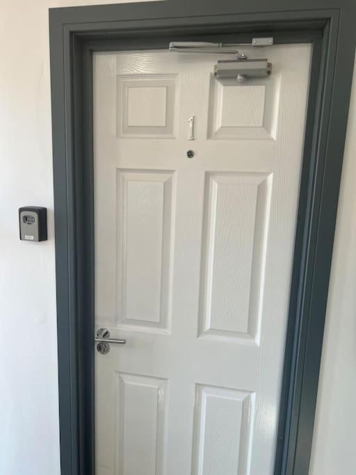 Newly Refurbished Studio, Great Location 8 Aparthotel Nottingham