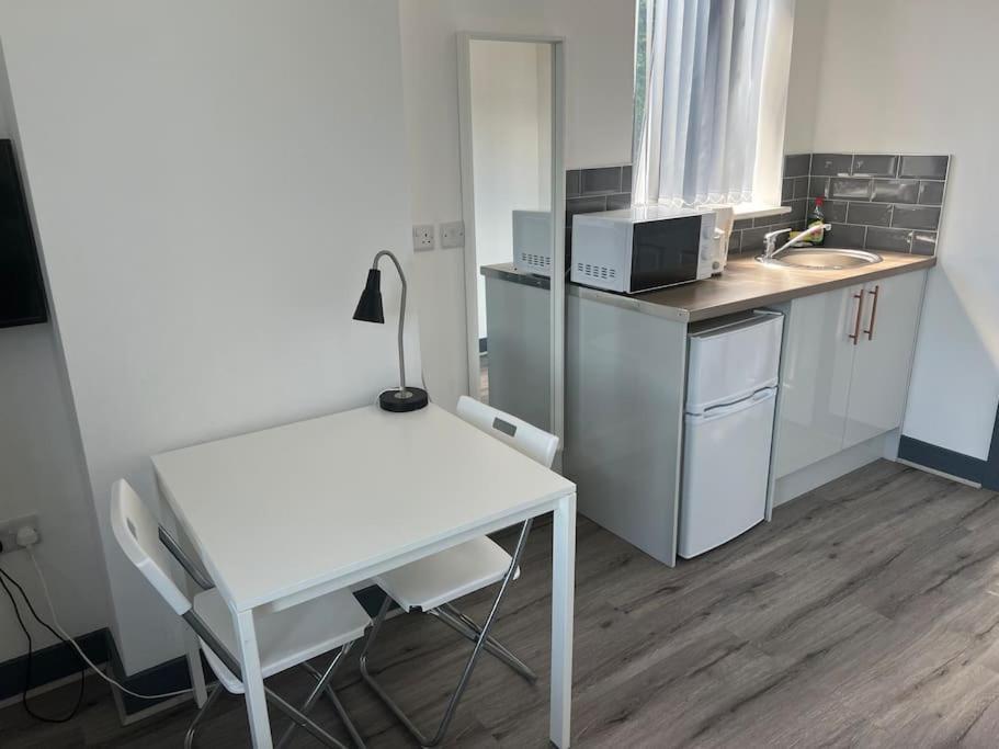 Newly Refurbished Studio, Great Location 8 Aparthotel Nottingham