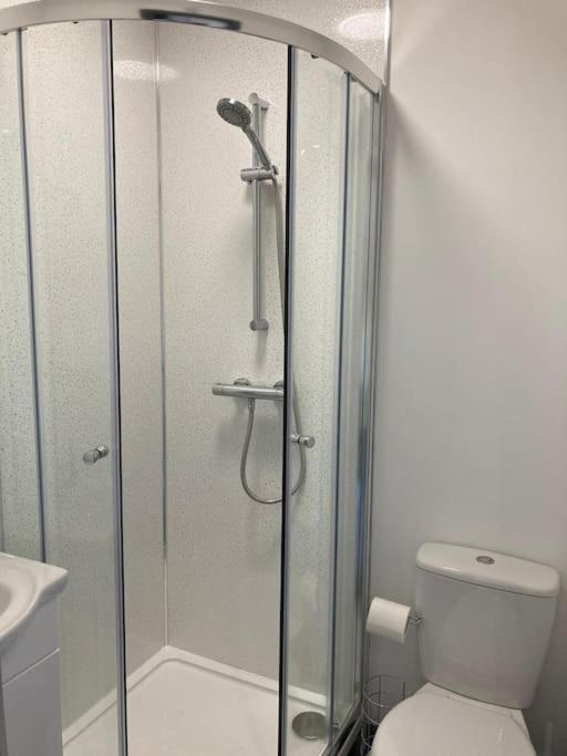 Newly Refurbished Studio, Great Location 8 * Nottingham
