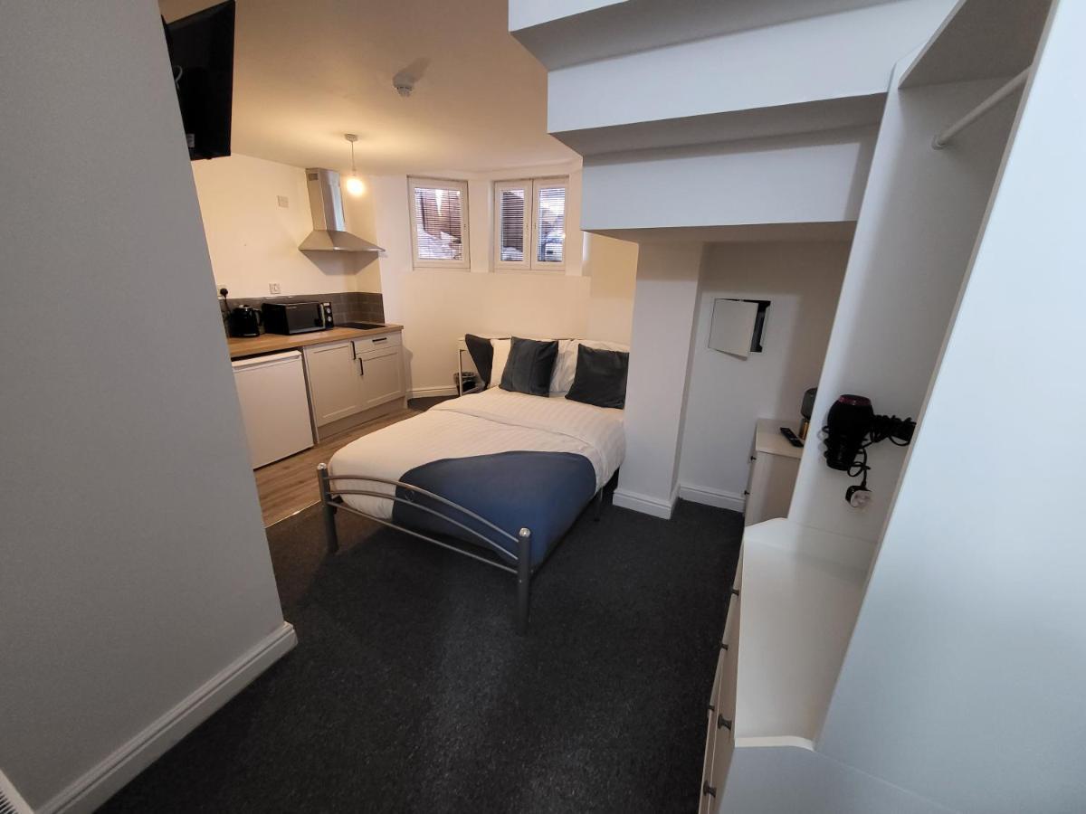 Affordable Comfort On Alfreton Road - Ideal For Savvy Travelers
