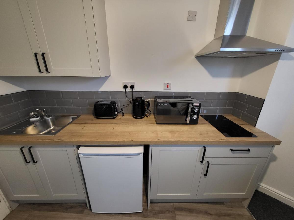 Affordable Comfort On Alfreton Road - Ideal For Savvy Travelers