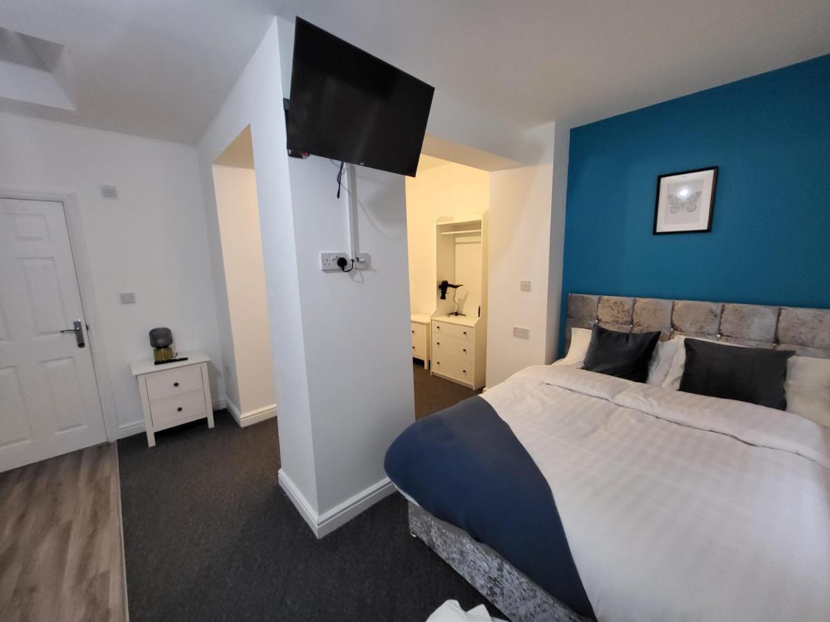 Aparthotel Affordable Comfort On Alfreton Road - Ideal For Savvy Travelers