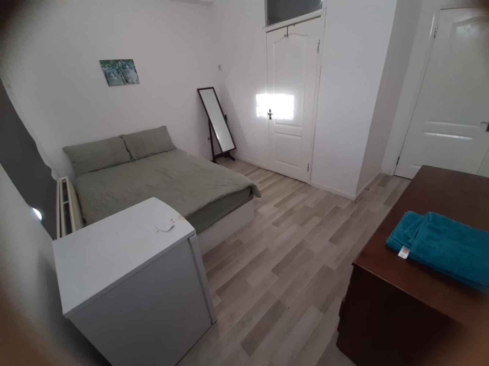En-suit On Chilwell Street Homestay Nottingham