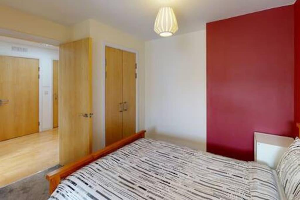 2 Bed Flat Centre Of Lace Market *