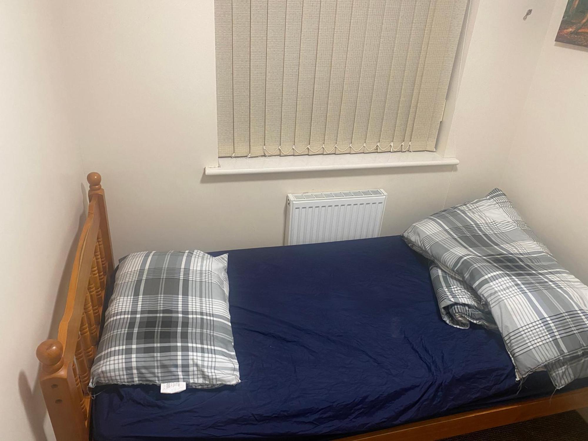 Whole House 3bedroom New Build 36 Holiday home *
