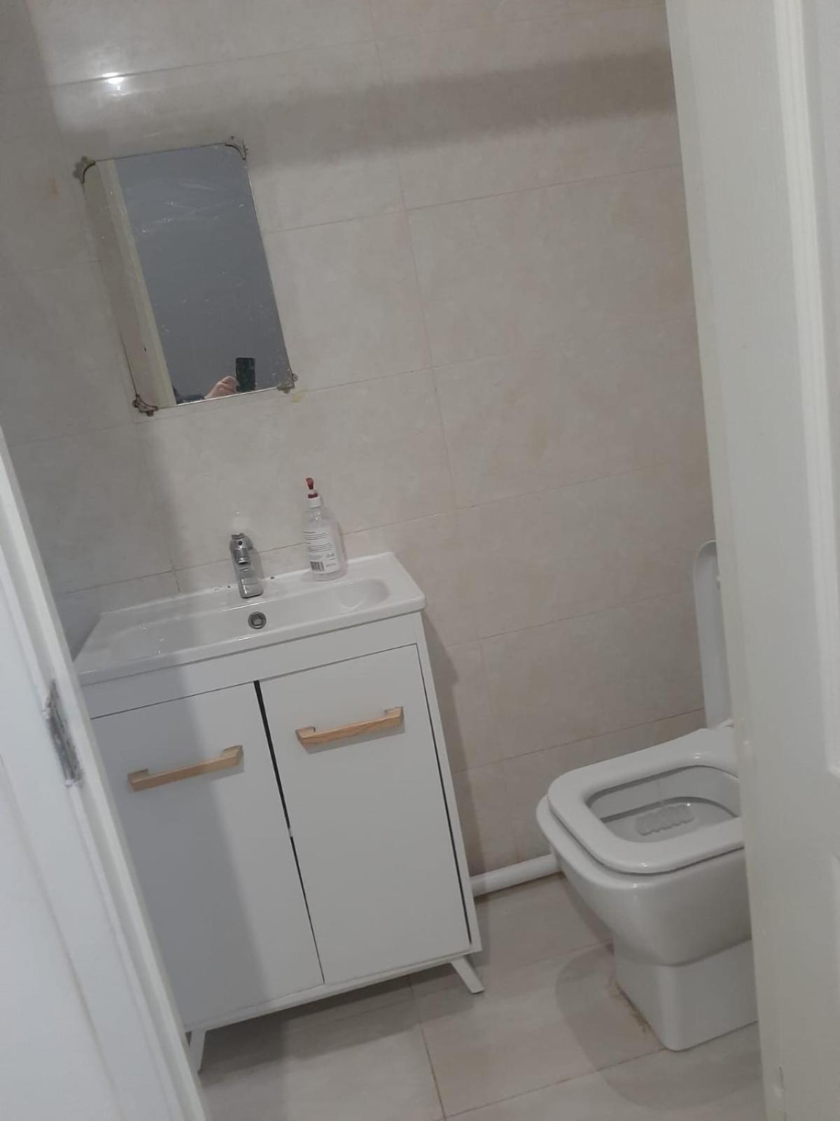 Homestay Single Bedroom Near Qmc *