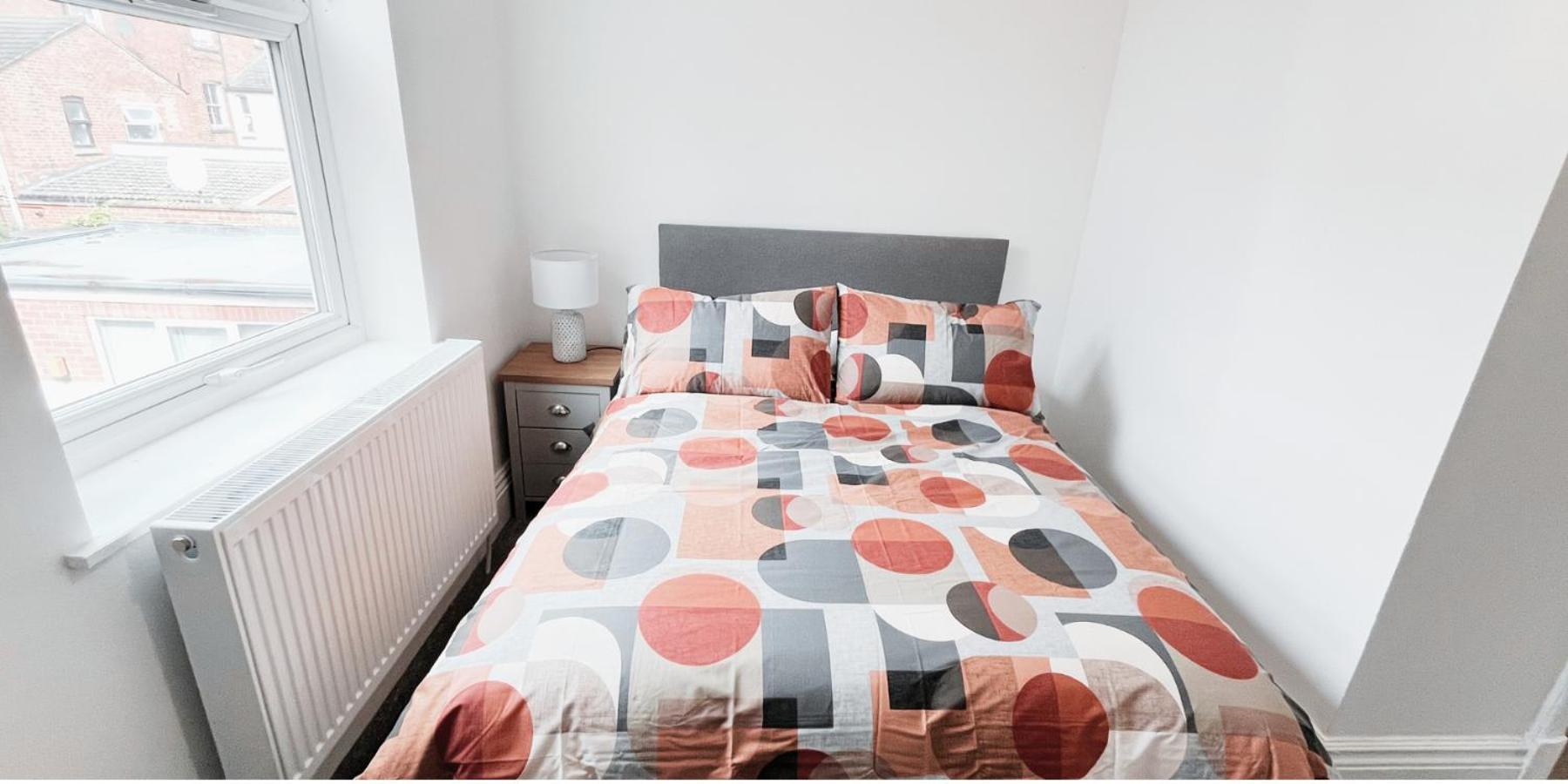 Apartment Private In Modern House Near