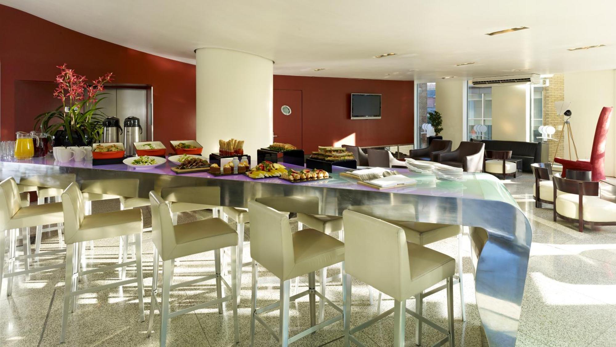 Hotel Park Plaza 4*