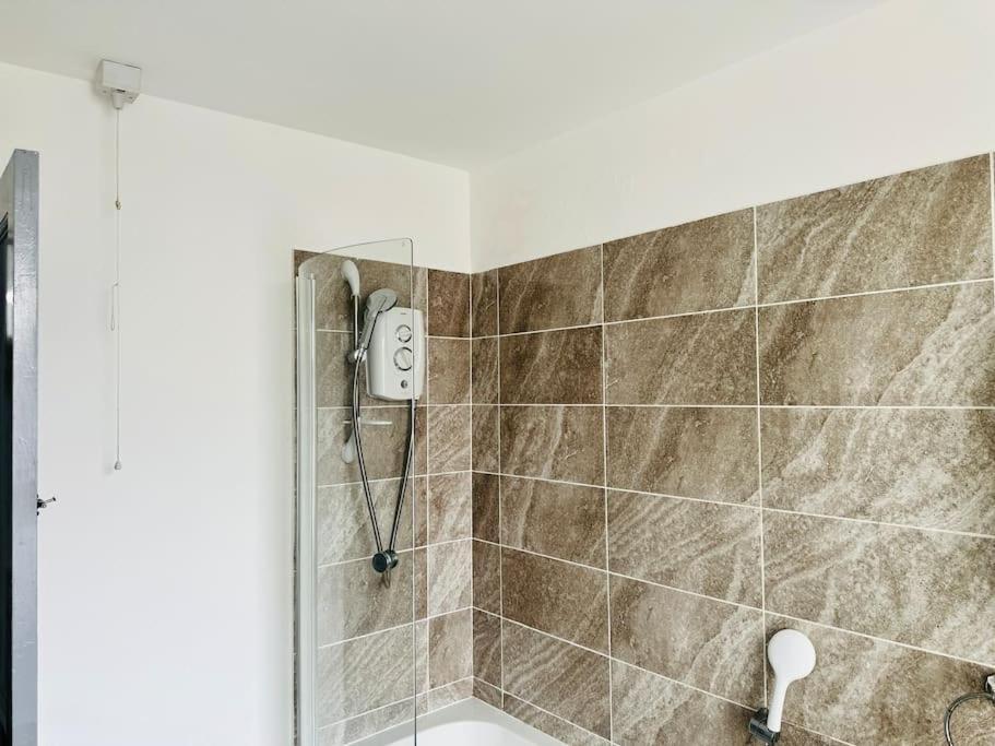 Cozy 3-bedroom With Free Parking Nottingham