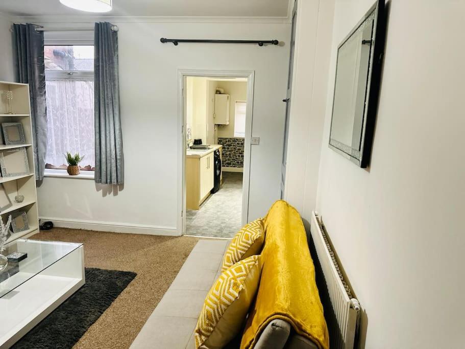 Apartment Cozy 3-bedroom With Free Parking
