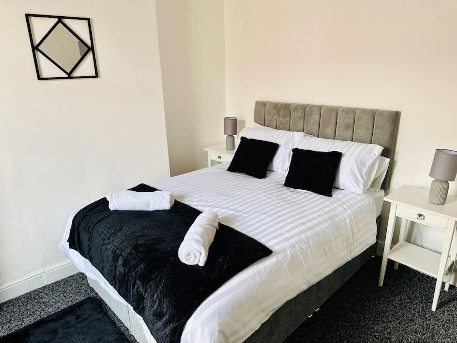 Apartment Cozy 3-bedroom With Free Parking *