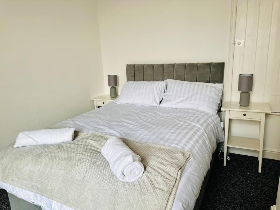 Cozy 3-bedroom With Free Parking
