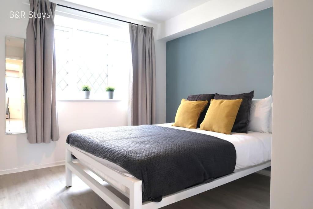 Parking, Netflix Tv, Sleeps 4, Close To Qmc *