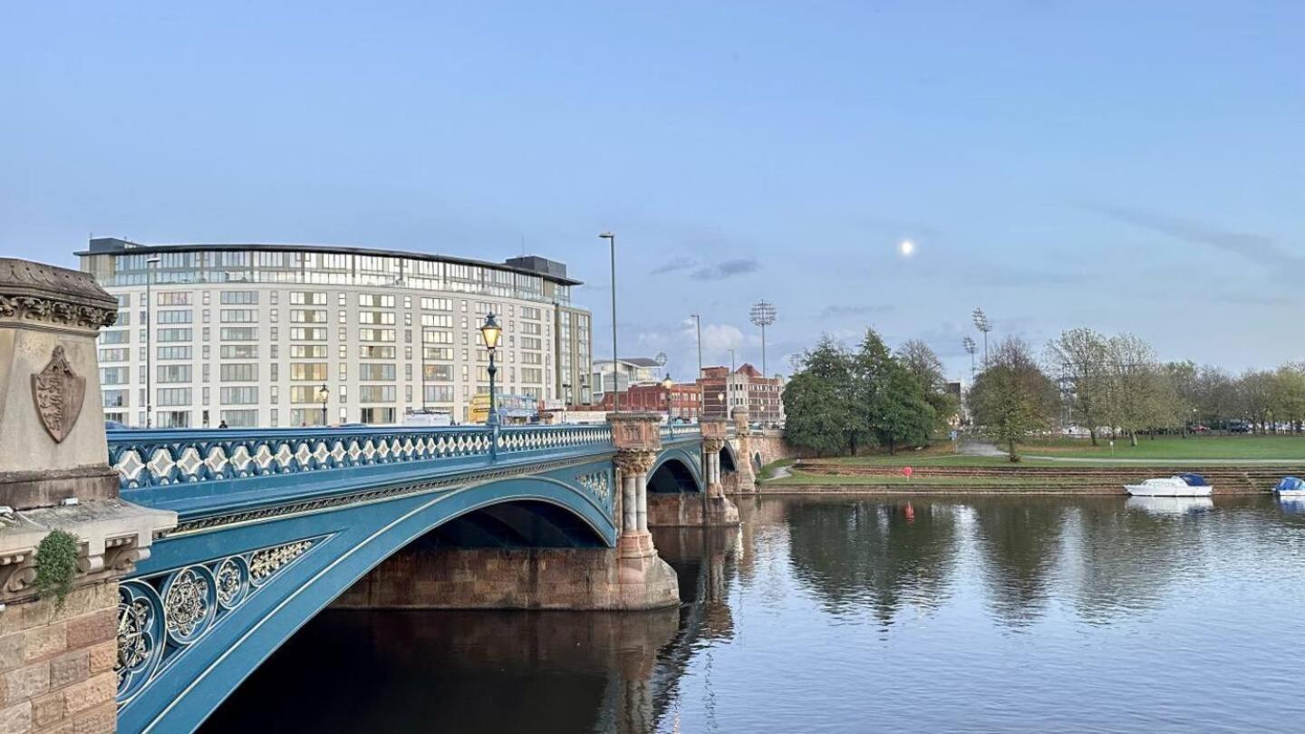 Apartment 3 - Cozy Near Forest Football Ground Pass The Keys Nottingham