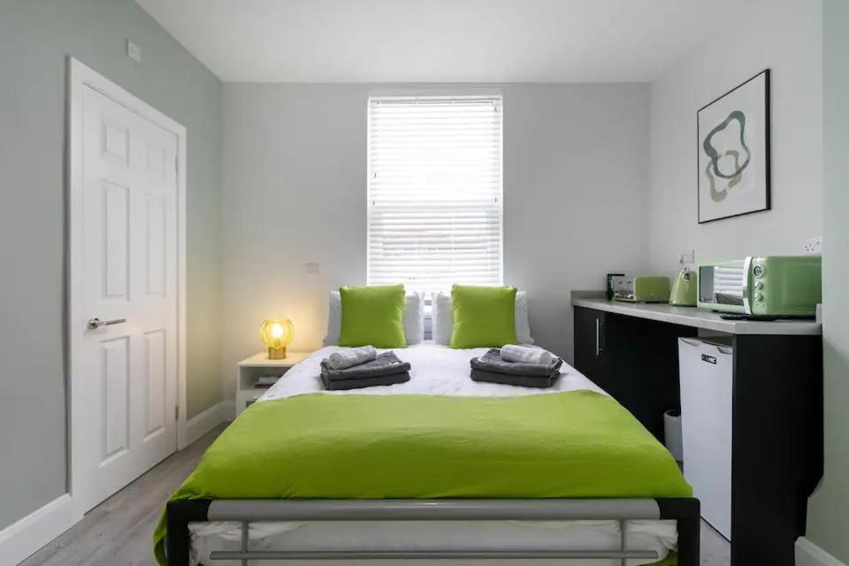 Apartment 3 - Cozy Near Forest Football Ground Pass The Keys Nottingham