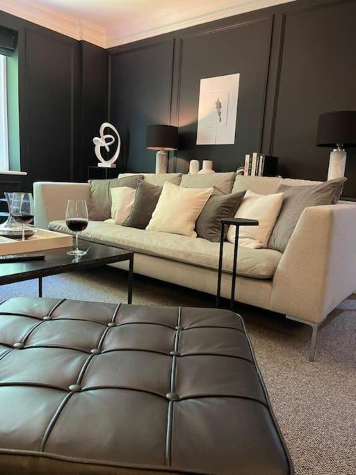 Luxury Duplex - Edwalton *