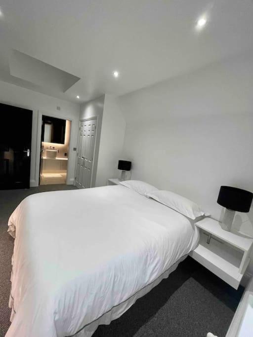 Luxury Duplex - Edwalton Nottingham