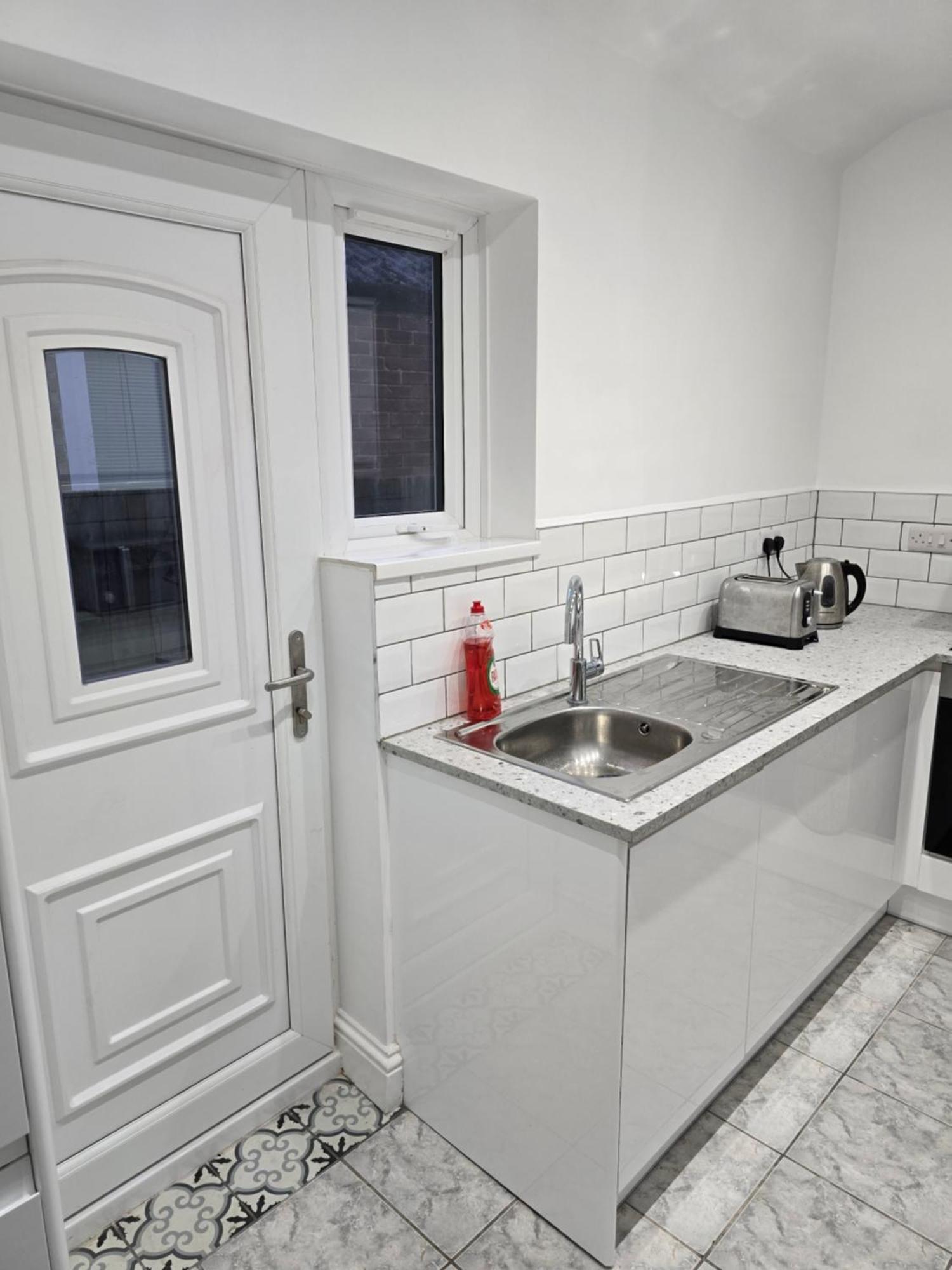 Realwood Homes Bed & Breakfast